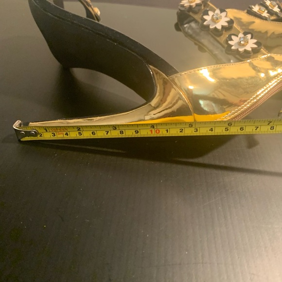 Cape Robbin Gold and Black Floral Heels - Picture 12 of 12